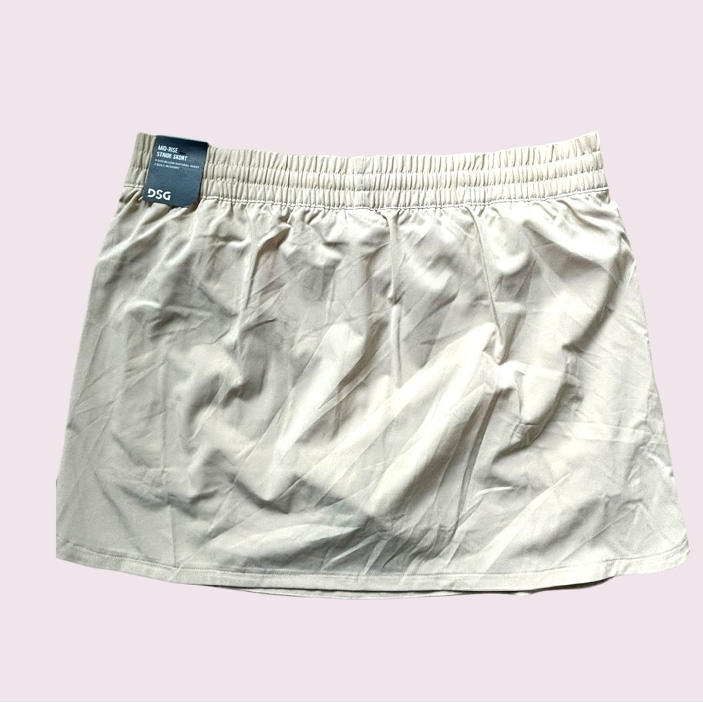 DSG Performance - Mid Rise Stride Skort - Picture 8 of 9